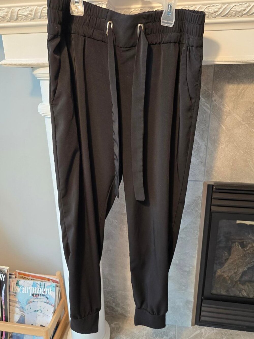Garage Black Satin-Trim Jogger Pants – Size Large (L/G)